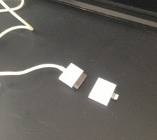 iPhone5充電アダプタ