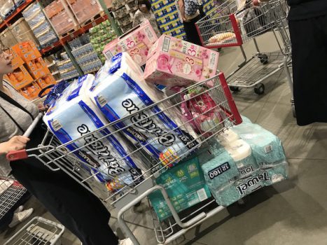 消費税対策ストック物爆買