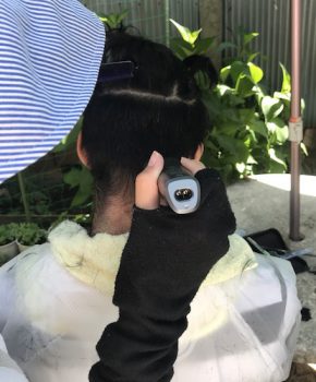 庭で散髪